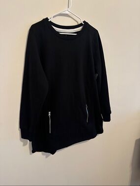 Charles River Apparel Black Crewneck Pullover Sweatshirt with Zip Pockets